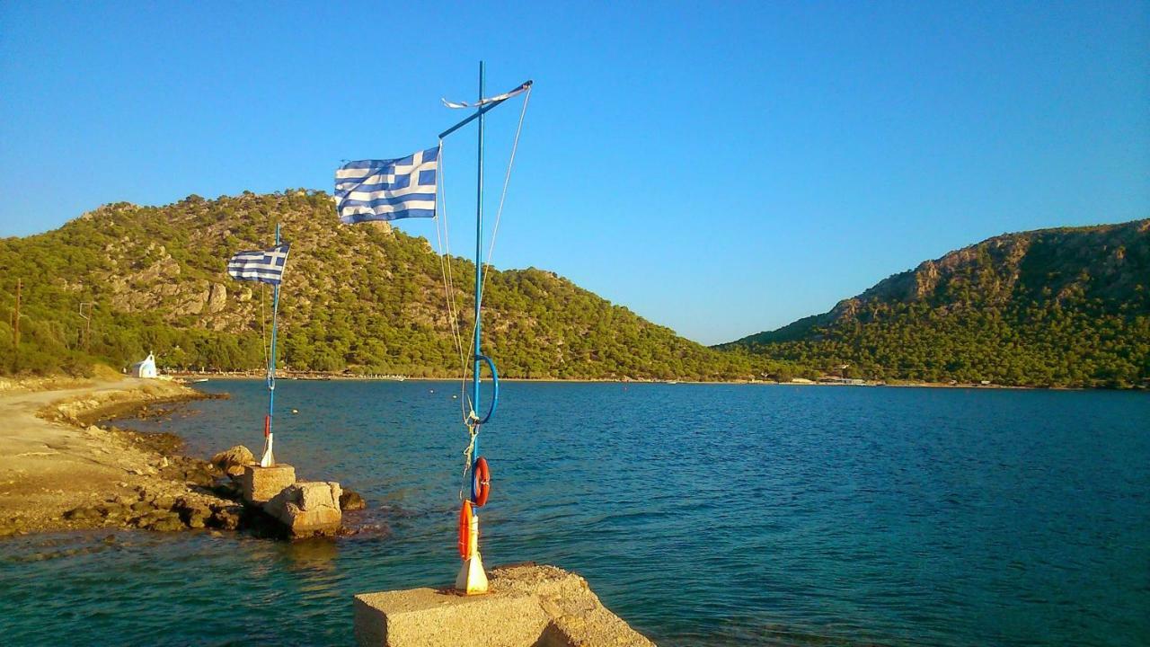 Beautiful House By The Sea,Loutraki Skaloma. Loutráki Exterior foto